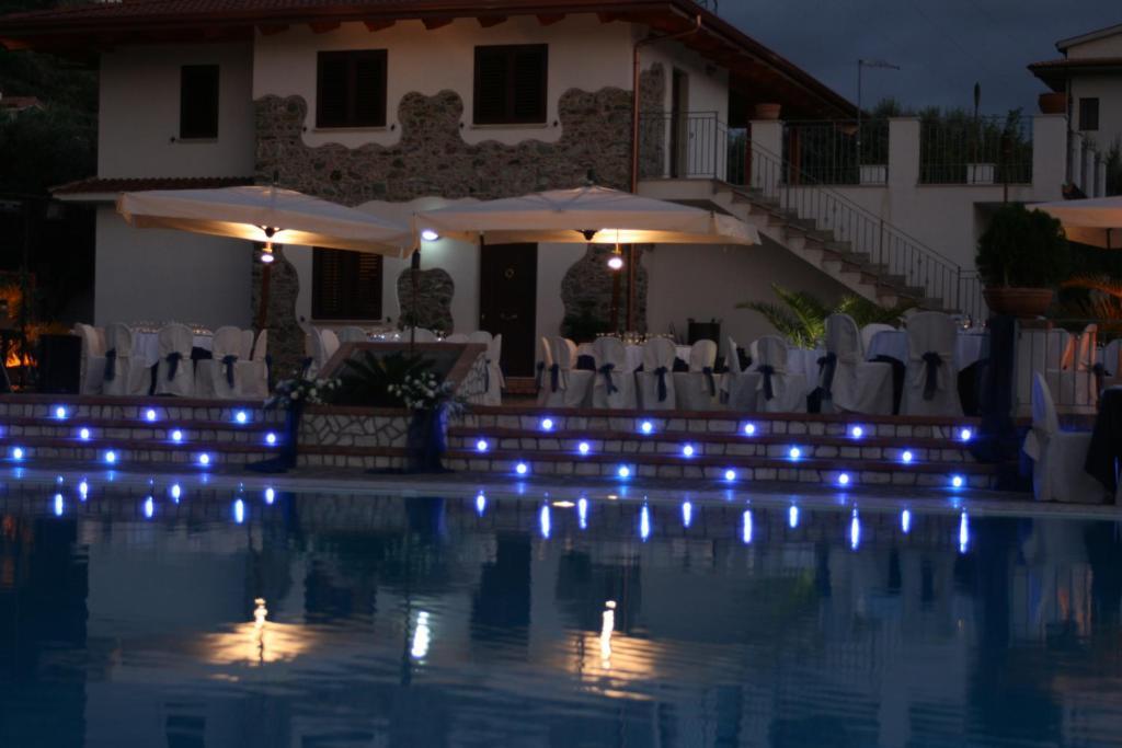 Hotel Gaudio Longobardi Екстериор снимка
