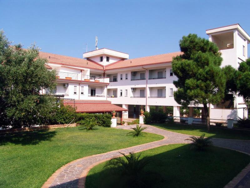 Hotel Gaudio Longobardi Екстериор снимка